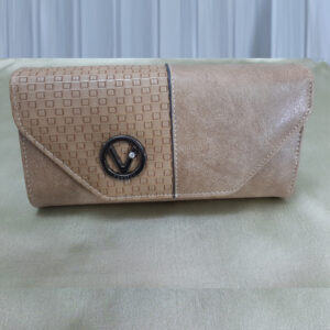skin-golden-color-clutch